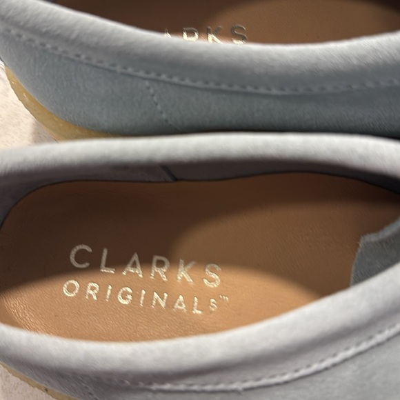 BABY BLUE CLARKS SUEDE WALLABEES - Picture 3 of 5